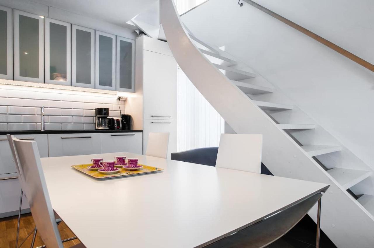 Townhouse On Arlanda Stockholm Metro Line - Easy Checkin Villa โซเลนทูนา ภายนอก รูปภาพ